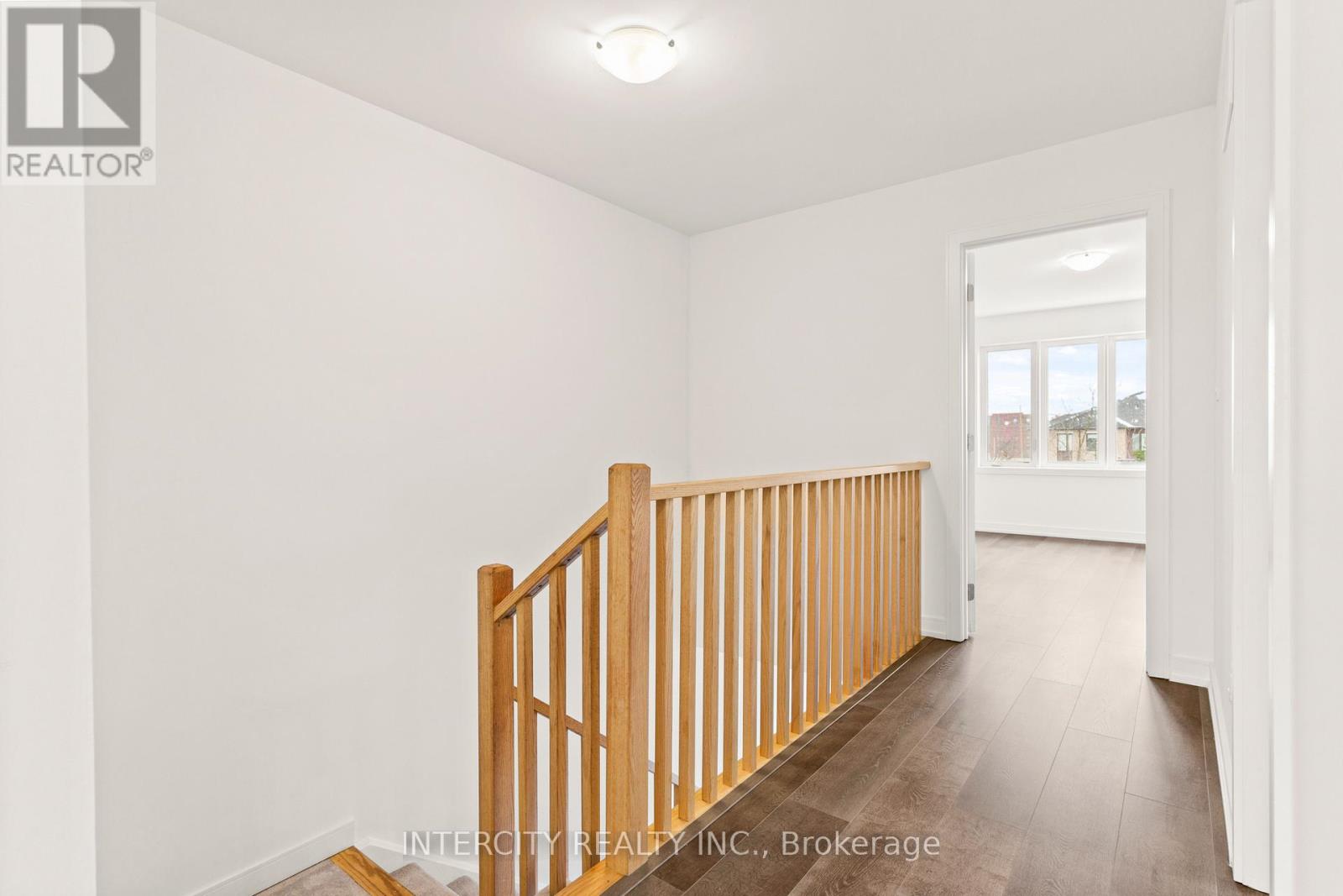 14 Blue Forest Crescent, Barrie (Innis-Shore), Ontario  L9J 0N3 - Photo 18 - S12265628