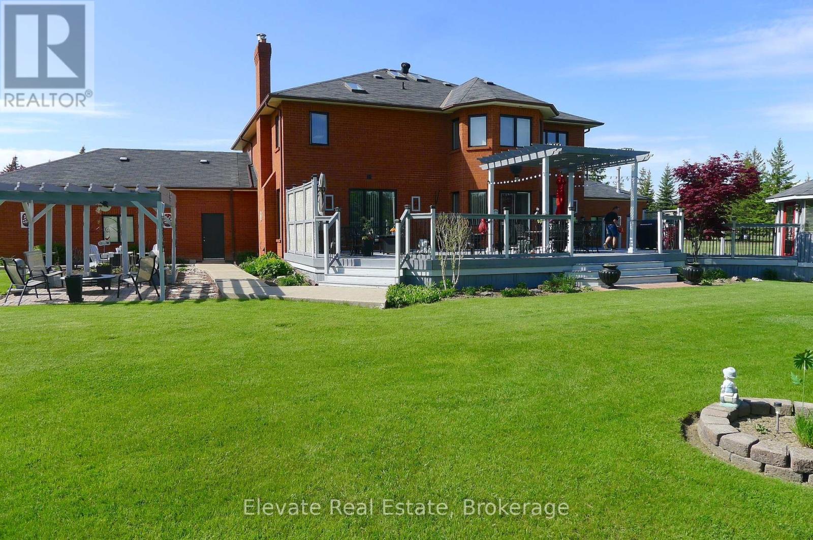 Property at 16 FENTON WAY image 3