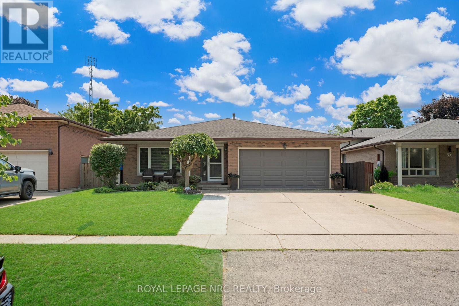 Property at 71 COLLEGE PARK DRIVE image 1