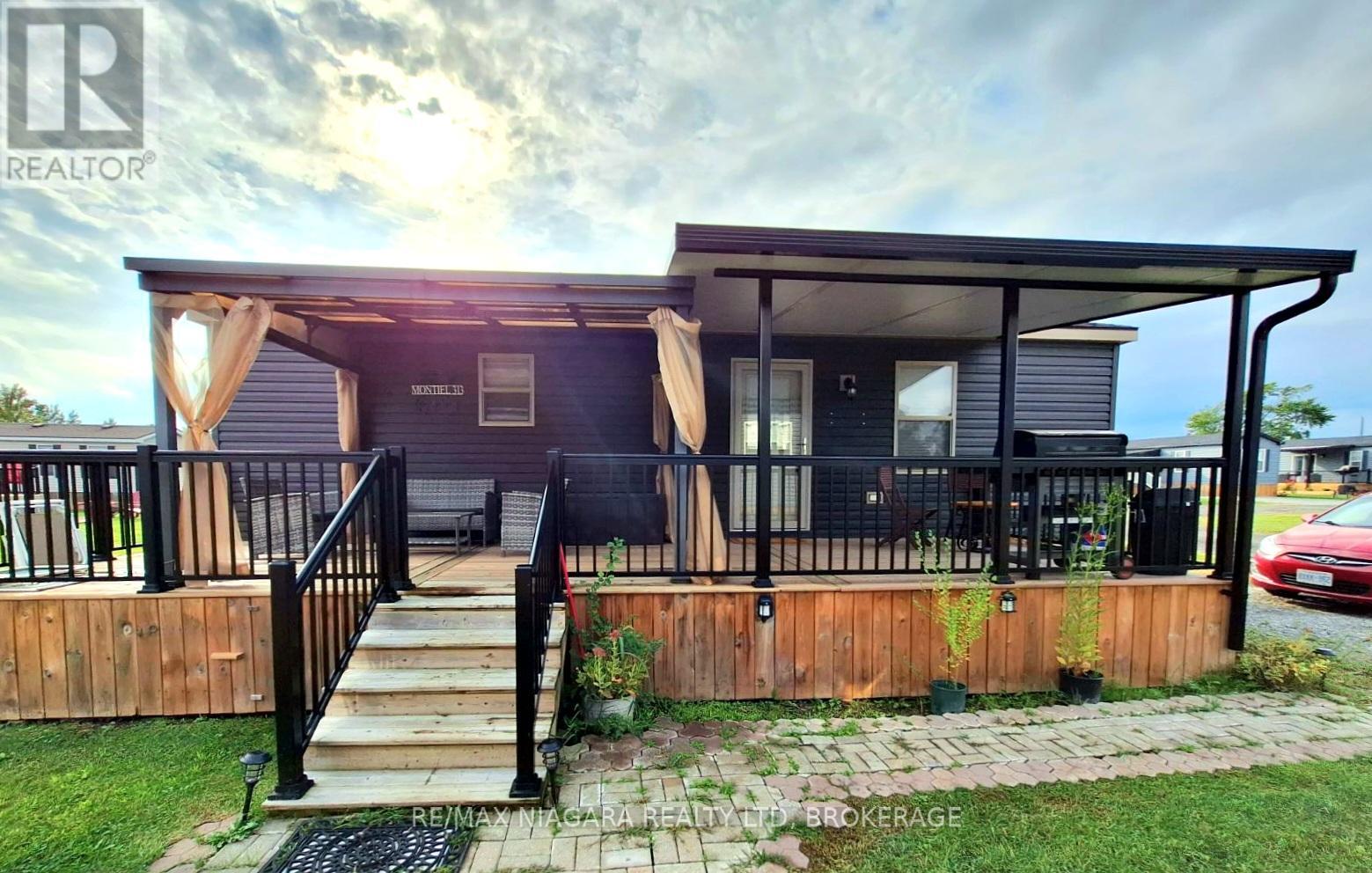 313 - 1501 Line 8 Road, Niagara-On-The-Lake, Ontario  L0S 1J0 - Photo 4 - X12265679