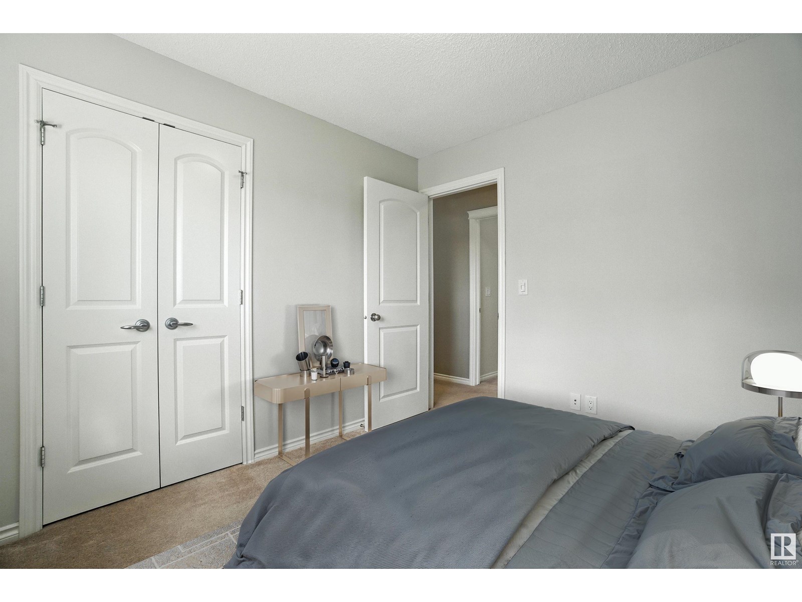 Property at 16713 58A ST NW image 4