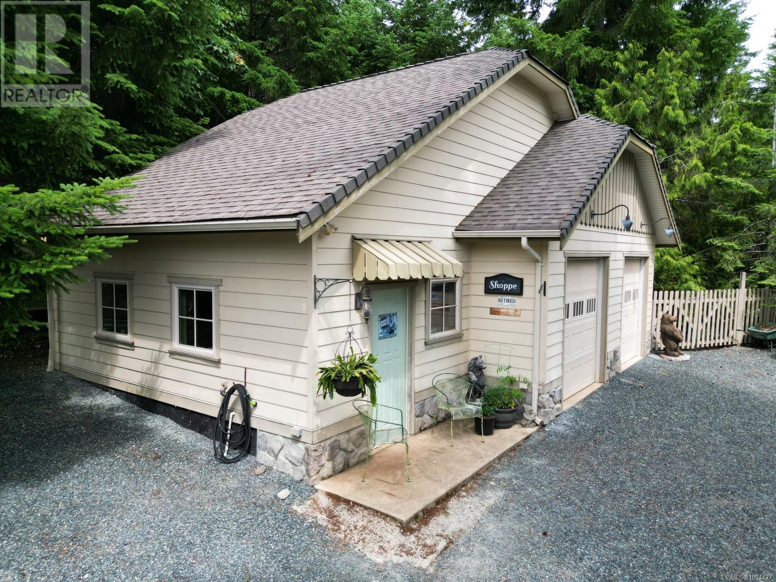 Property at 5479 Highland Dr image 3