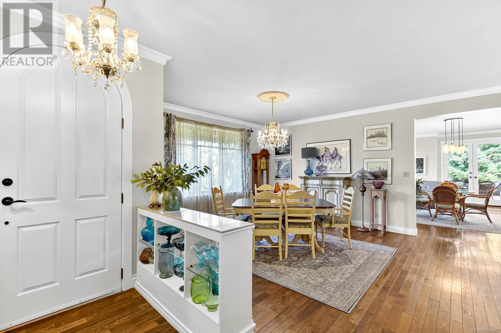 Property at 5479 Highland Dr image 4