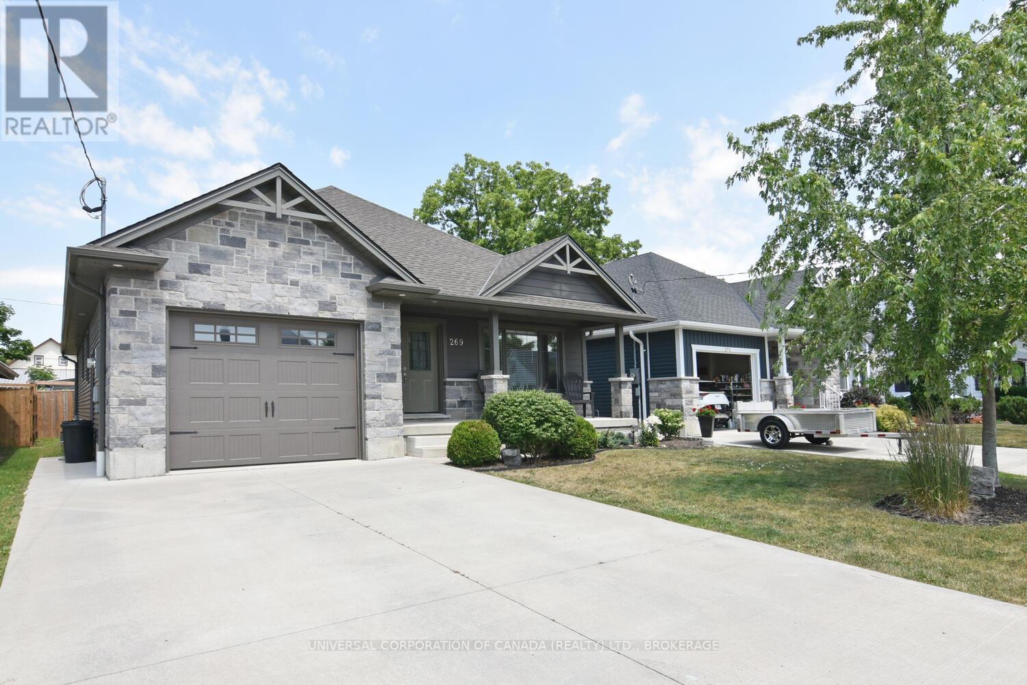 269 Sydenham Street E, Aylmer, Ontario  N5H 1M3 - Photo 2 - X12265702