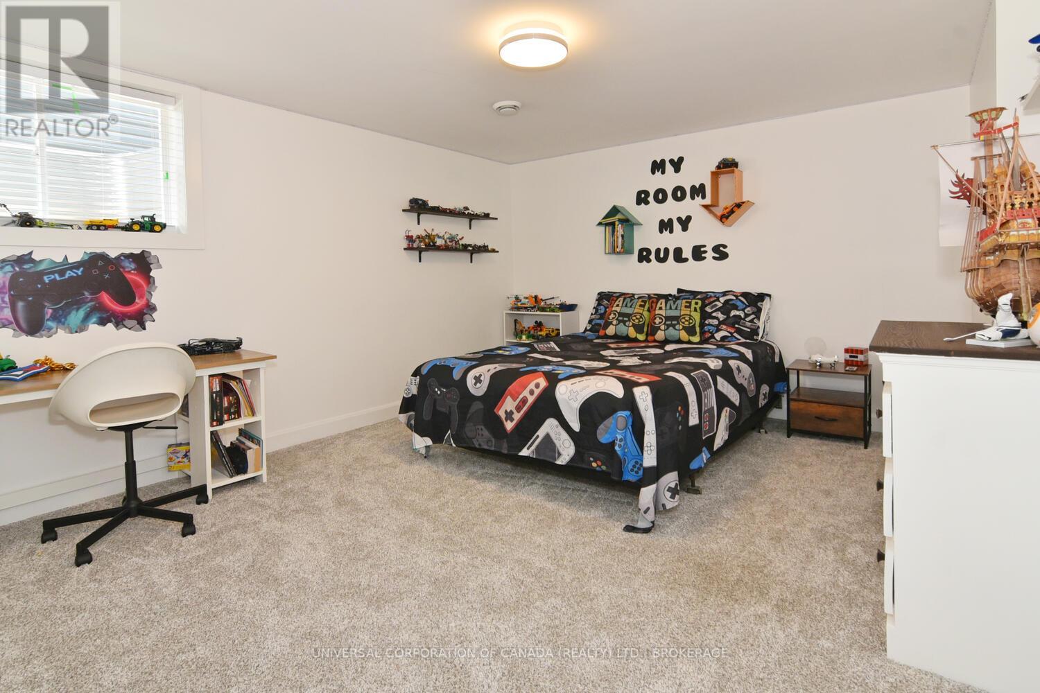 269 Sydenham Street E, Aylmer, Ontario  N5H 1M3 - Photo 30 - X12265702