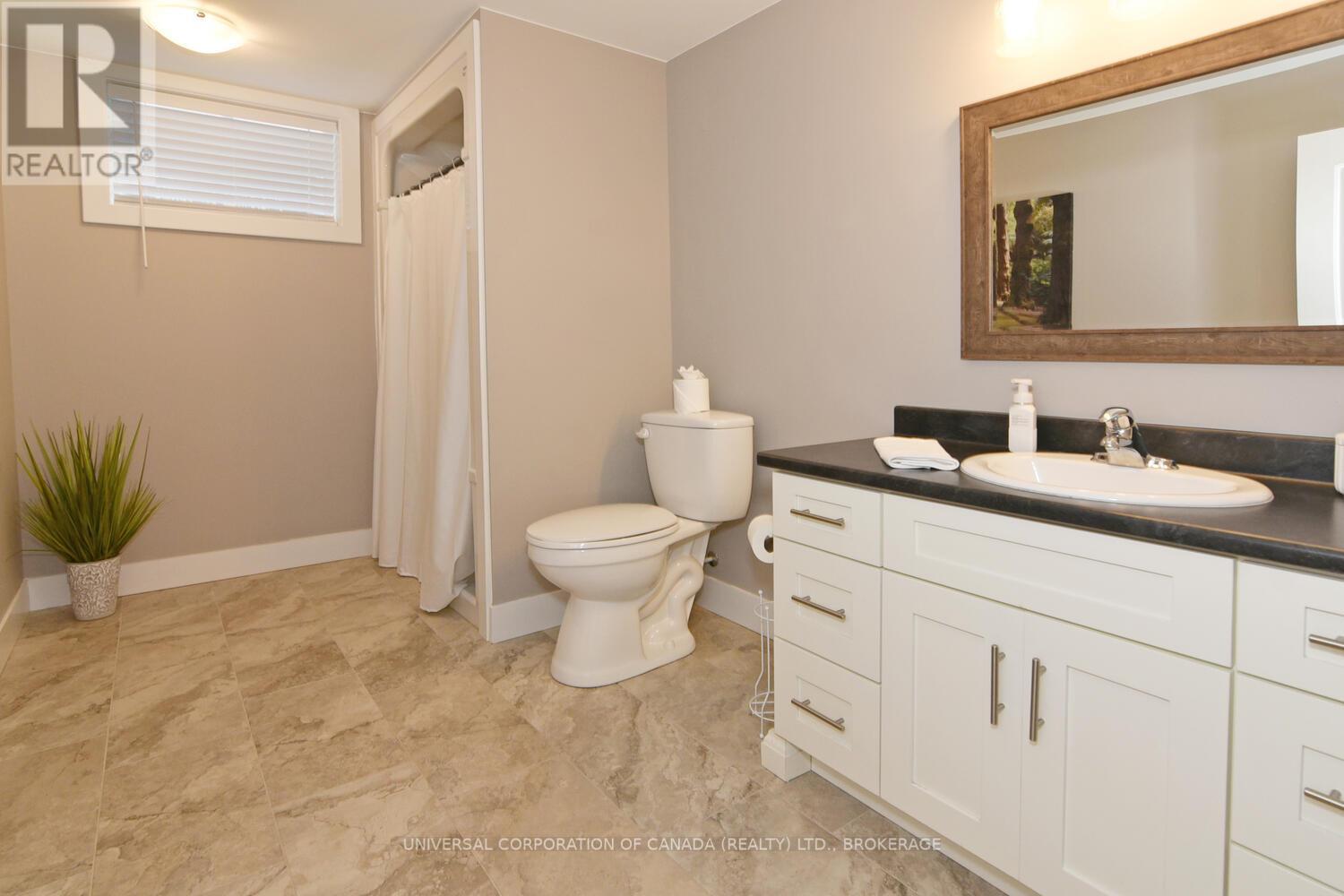 269 Sydenham Street E, Aylmer, Ontario  N5H 1M3 - Photo 31 - X12265702