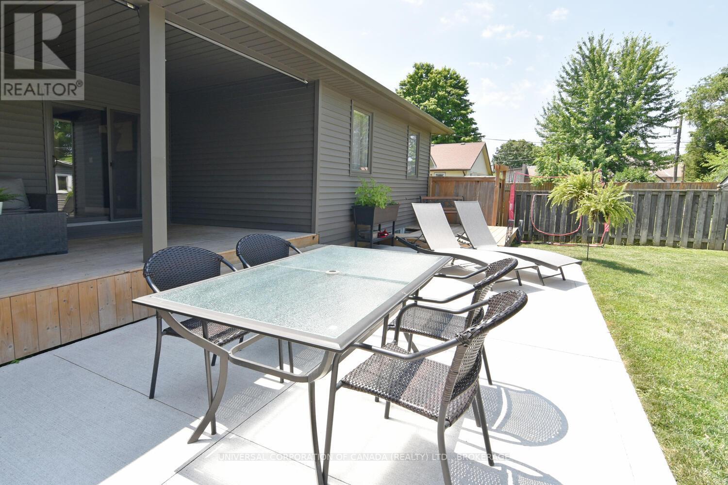 269 Sydenham Street E, Aylmer, Ontario  N5H 1M3 - Photo 42 - X12265702