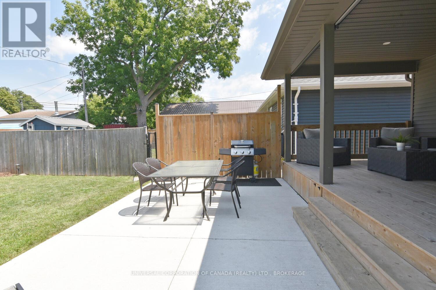 269 Sydenham Street E, Aylmer, Ontario  N5H 1M3 - Photo 41 - X12265702