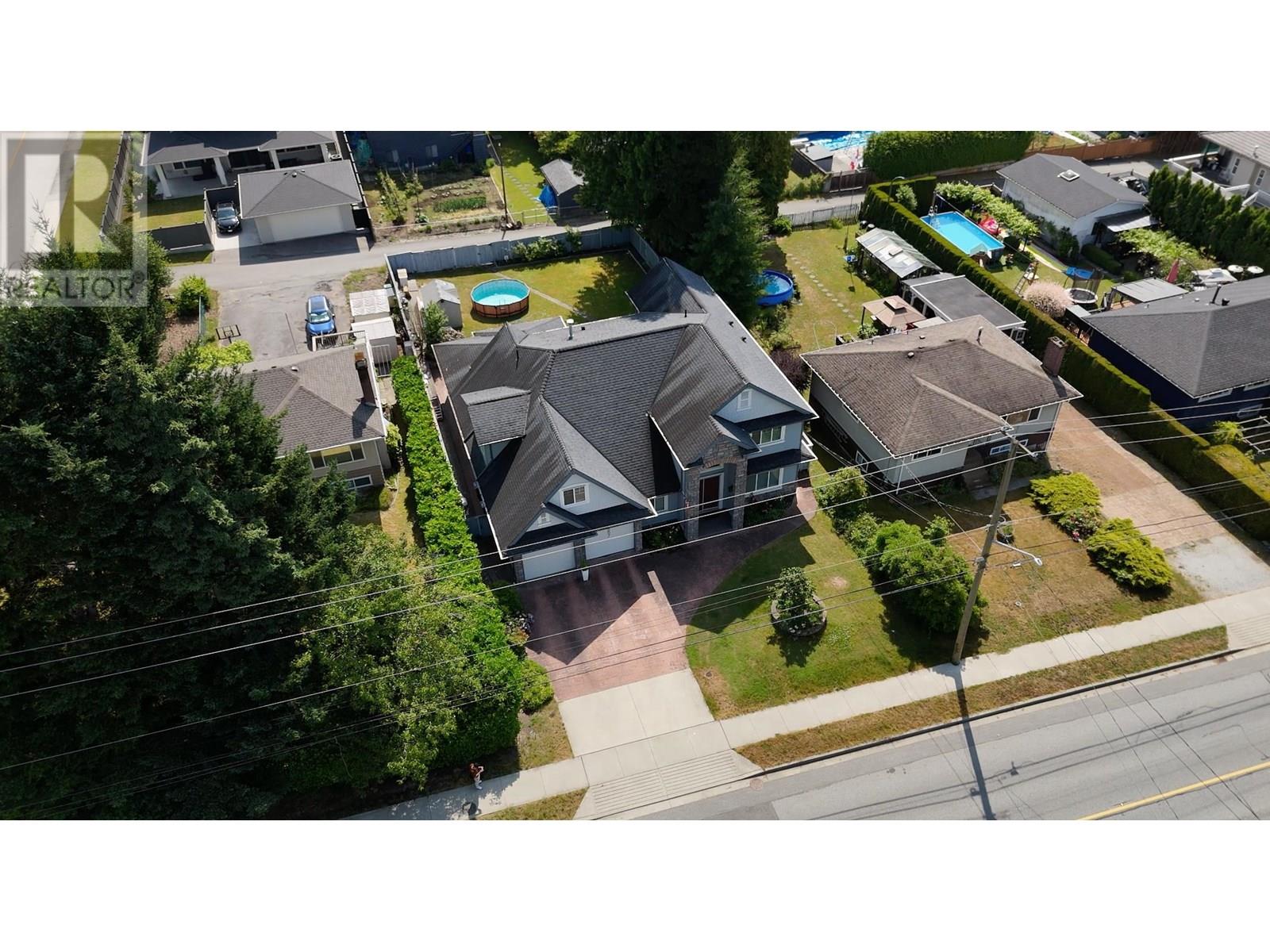 Property at 557 SCHOOLHOUSE STREET image 2