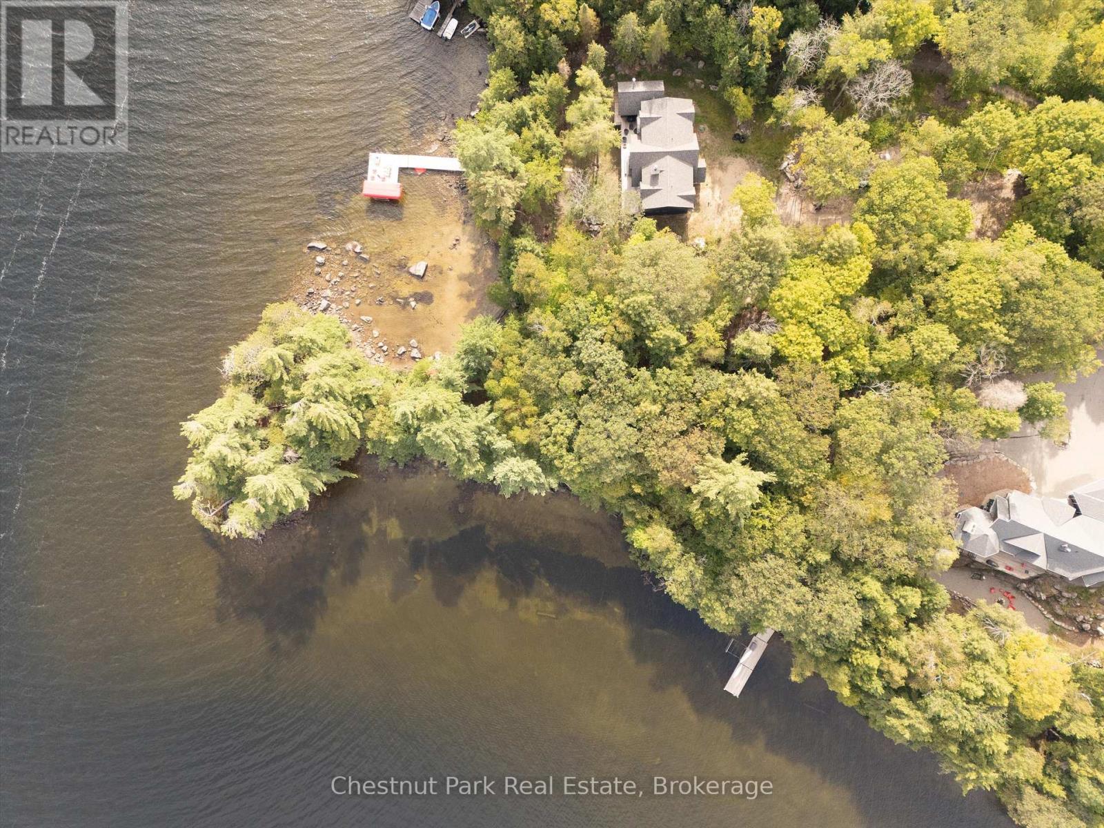 32 Bigwin Island, Lake Of Bays, Ontario  P0B 1A0 - Photo 21 - X12265757