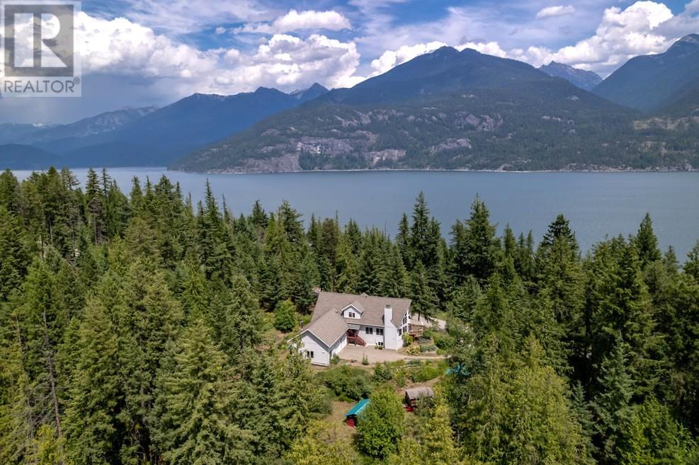 6105 Pine Ridge Road, kaslo, British Columbia