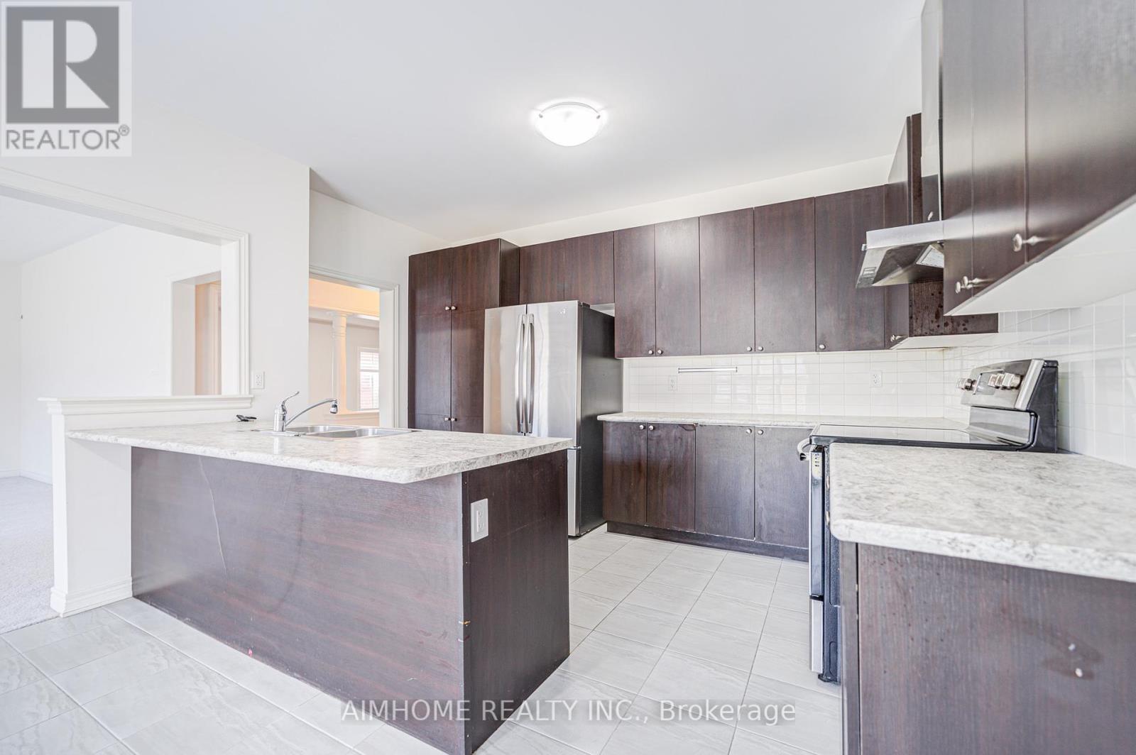 1161 Nugent Court, Oshawa, Ontario  L1K 0Y4 - Photo 8 - E12263070