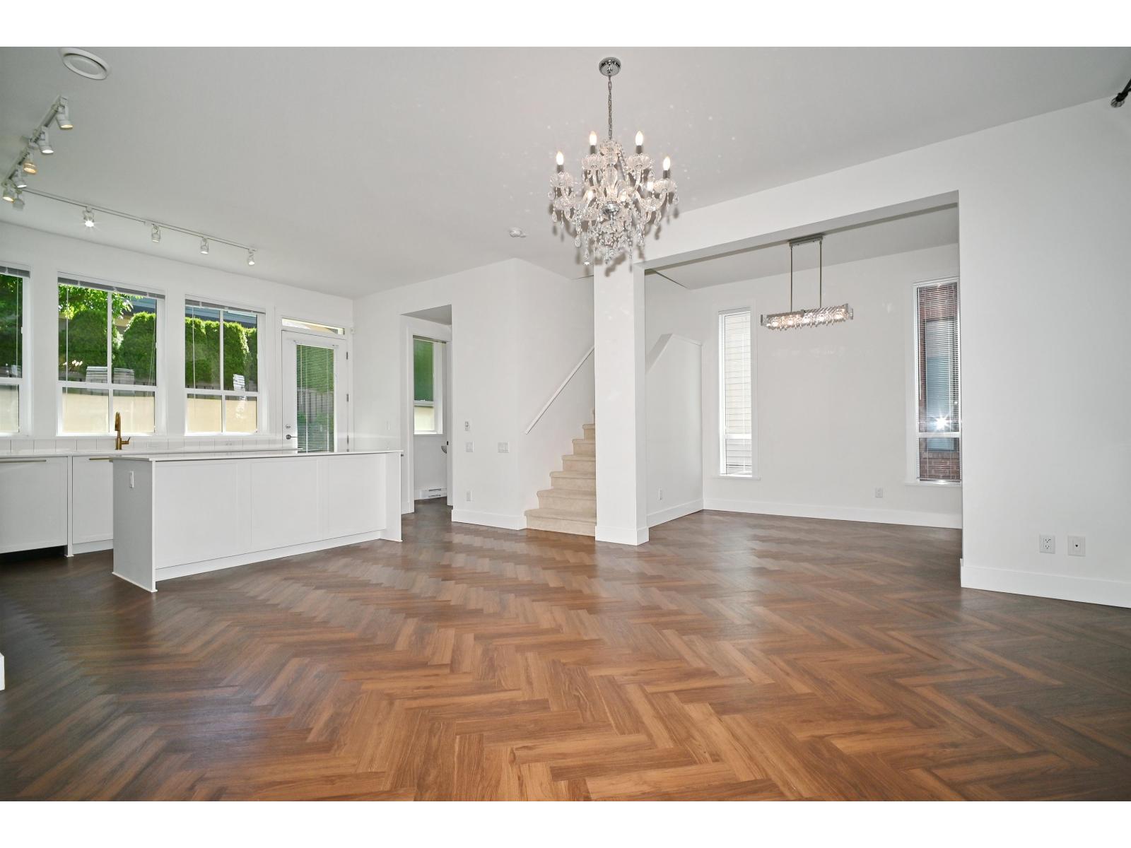 73 15898 27 AVENUE, surrey, British Columbia V3Z0T2