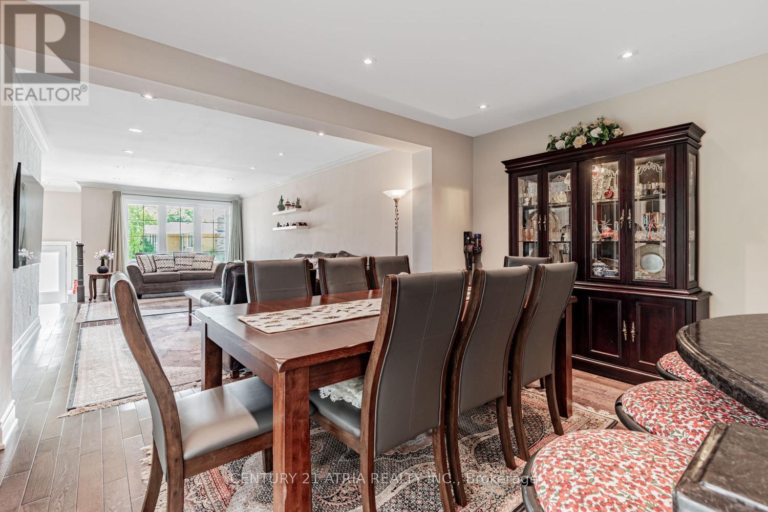 460 Balkan Road, Richmond Hill, Ontario  L4C 2P3 - Photo 10 - N12265771