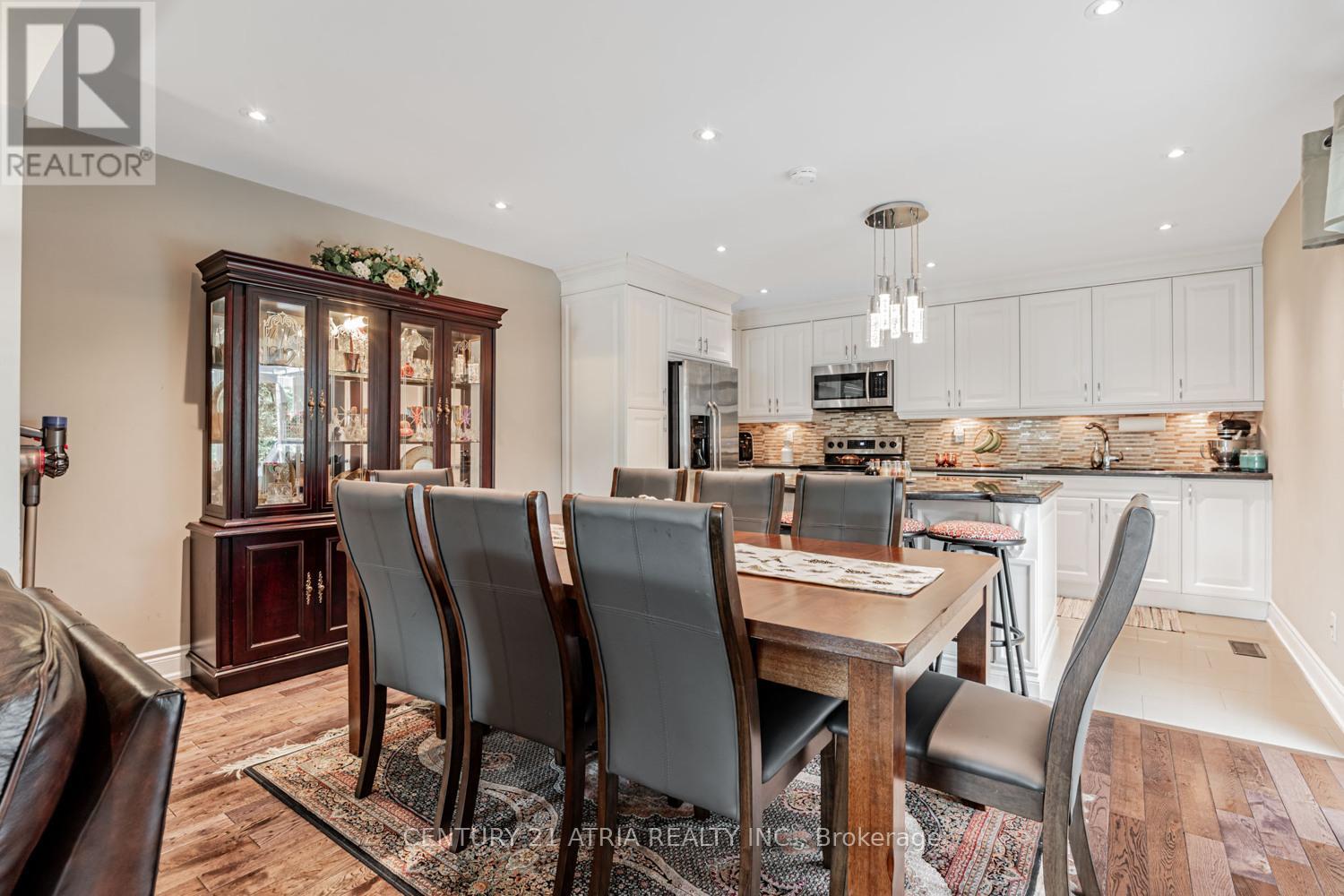 460 Balkan Road, Richmond Hill, Ontario  L4C 2P3 - Photo 8 - N12265771