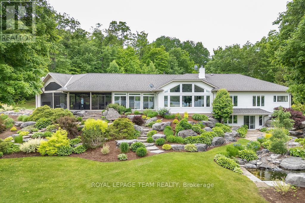 2741 Foymount Road, Bonnechere Valley, Ontario  K0J 1T0 - Photo 2 - X12265804
