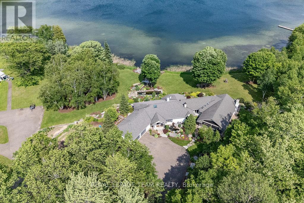 2741 Foymount Road, Bonnechere Valley, Ontario  K0J 1T0 - Photo 3 - X12265804