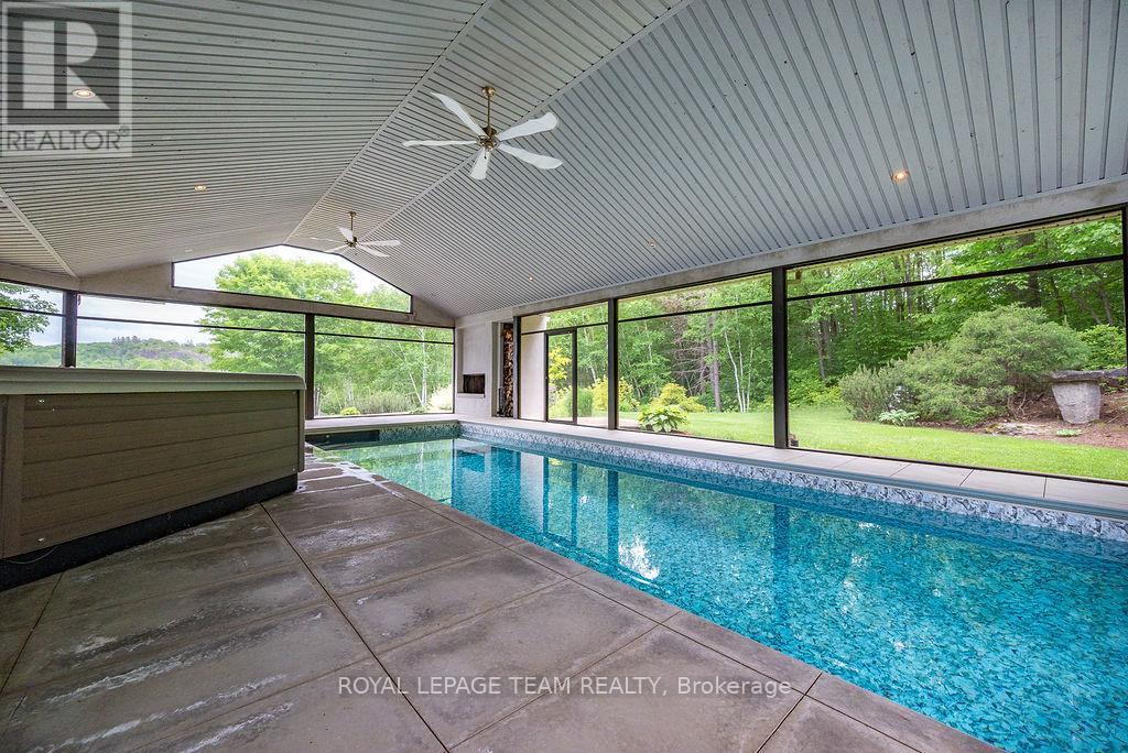 2741 Foymount Road, Bonnechere Valley, Ontario  K0J 1T0 - Photo 36 - X12265804