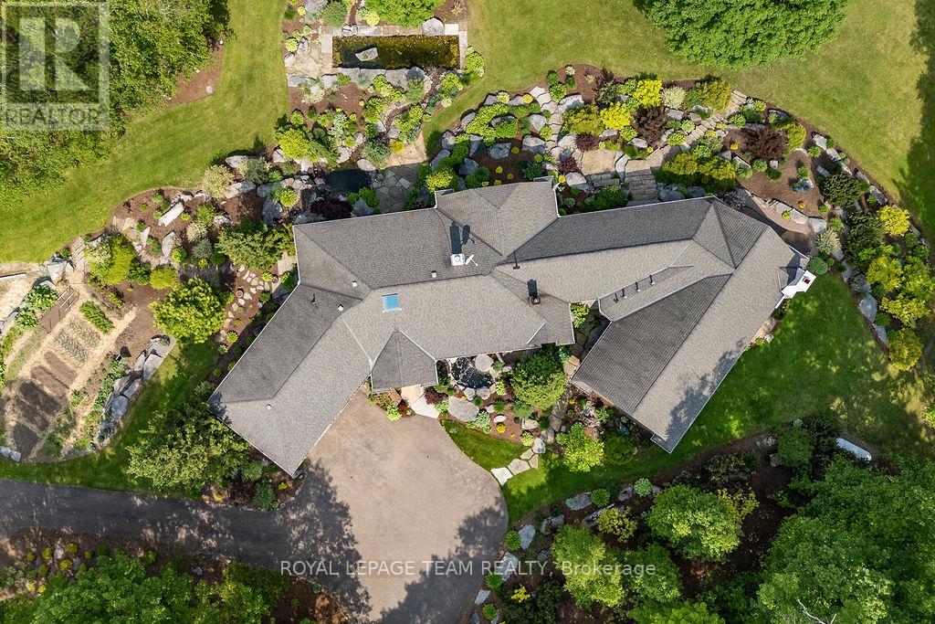 2741 Foymount Road, Bonnechere Valley, Ontario  K0J 1T0 - Photo 50 - X12265804