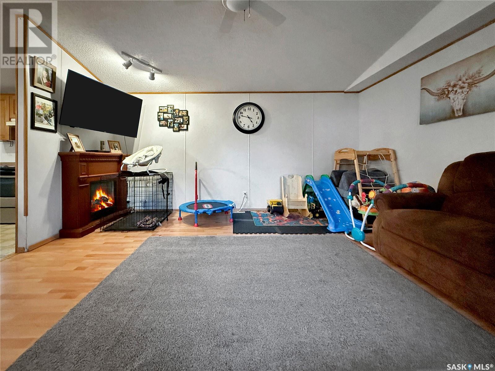 221 Turbantia Street, Esterhazy, Saskatchewan  S0A 0X0 - Photo 19 - SK008796