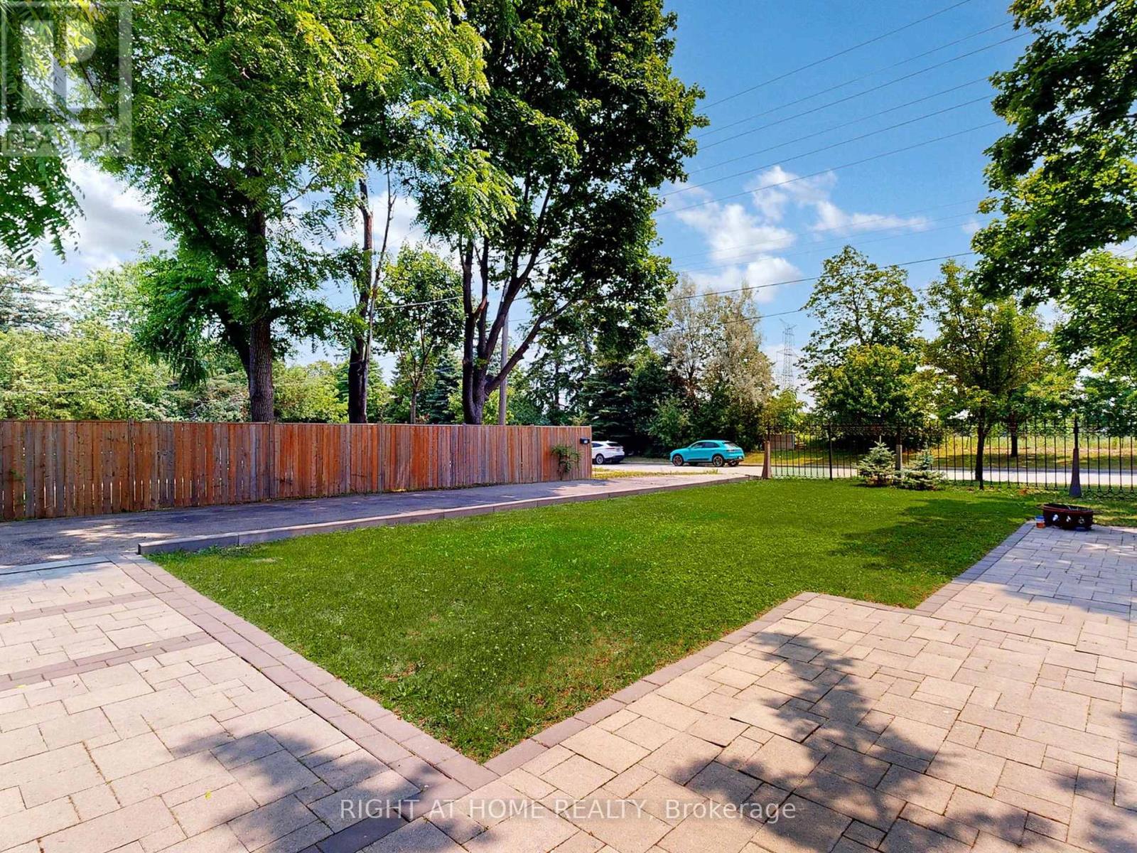 174 Langstaff Road, Richmond Hill, Ontario  L4C 6N4 - Photo 37 - N12265807