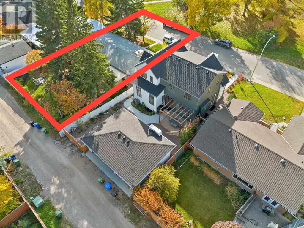 Property at 368 Capri Crescent NW image 3