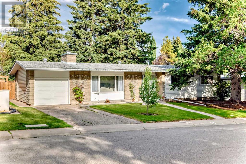 Property at 368 Capri Crescent NW image 1