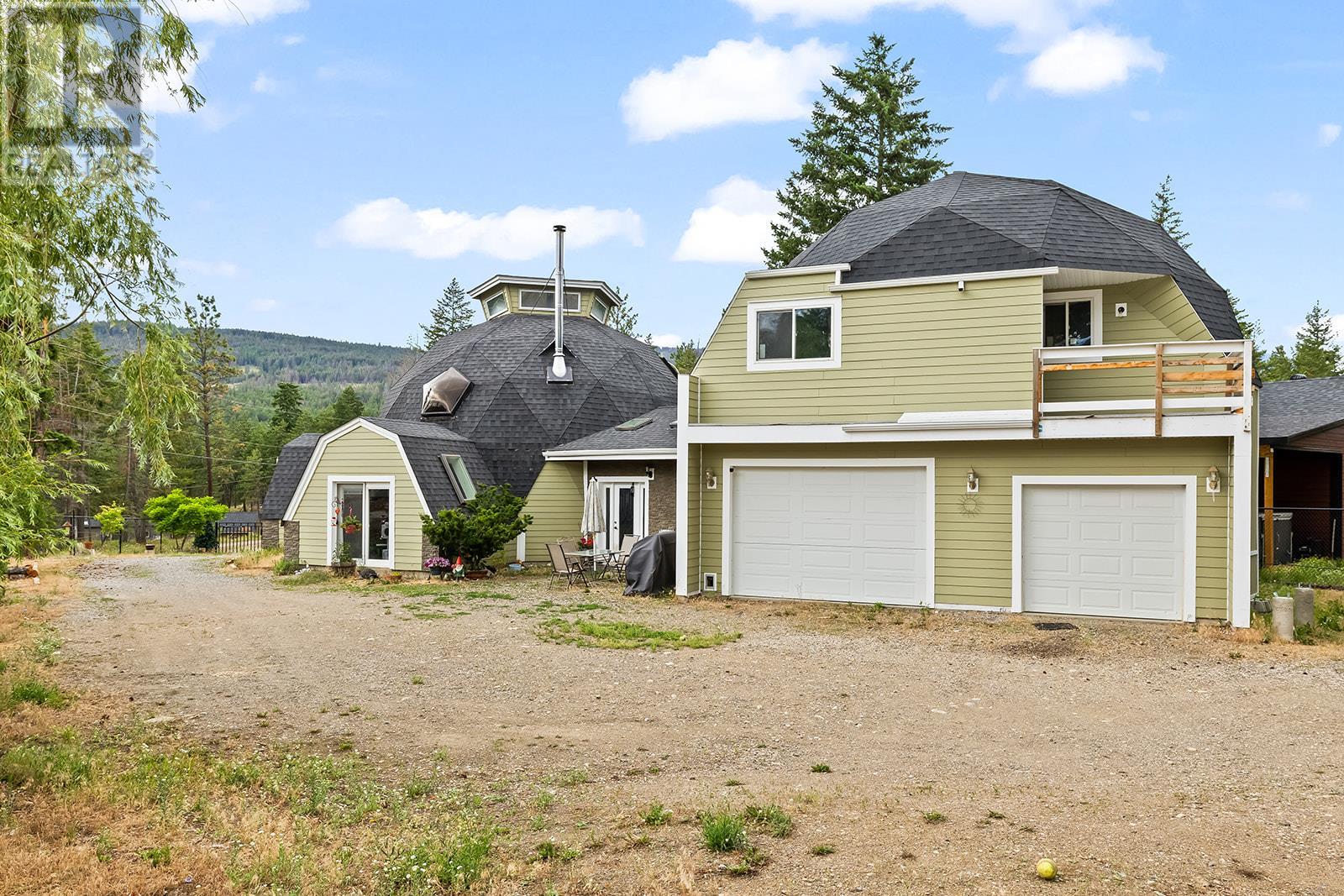 7172 Dunwaters Road, Kelowna, British Columbia