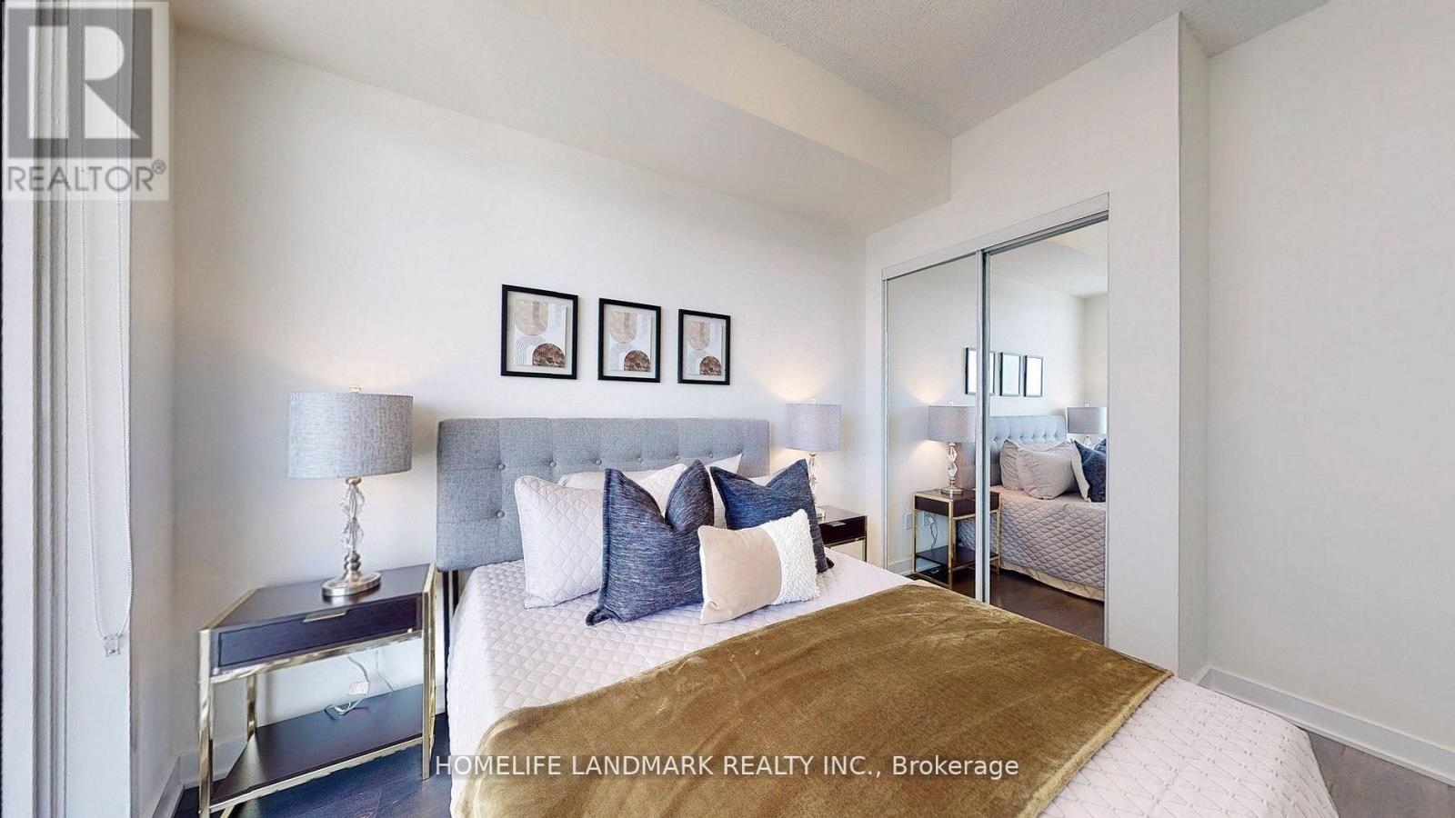 3304 - 2221 Yonge Street, Toronto, Ontario  M4S 2B4 - Photo 18 - C12265836