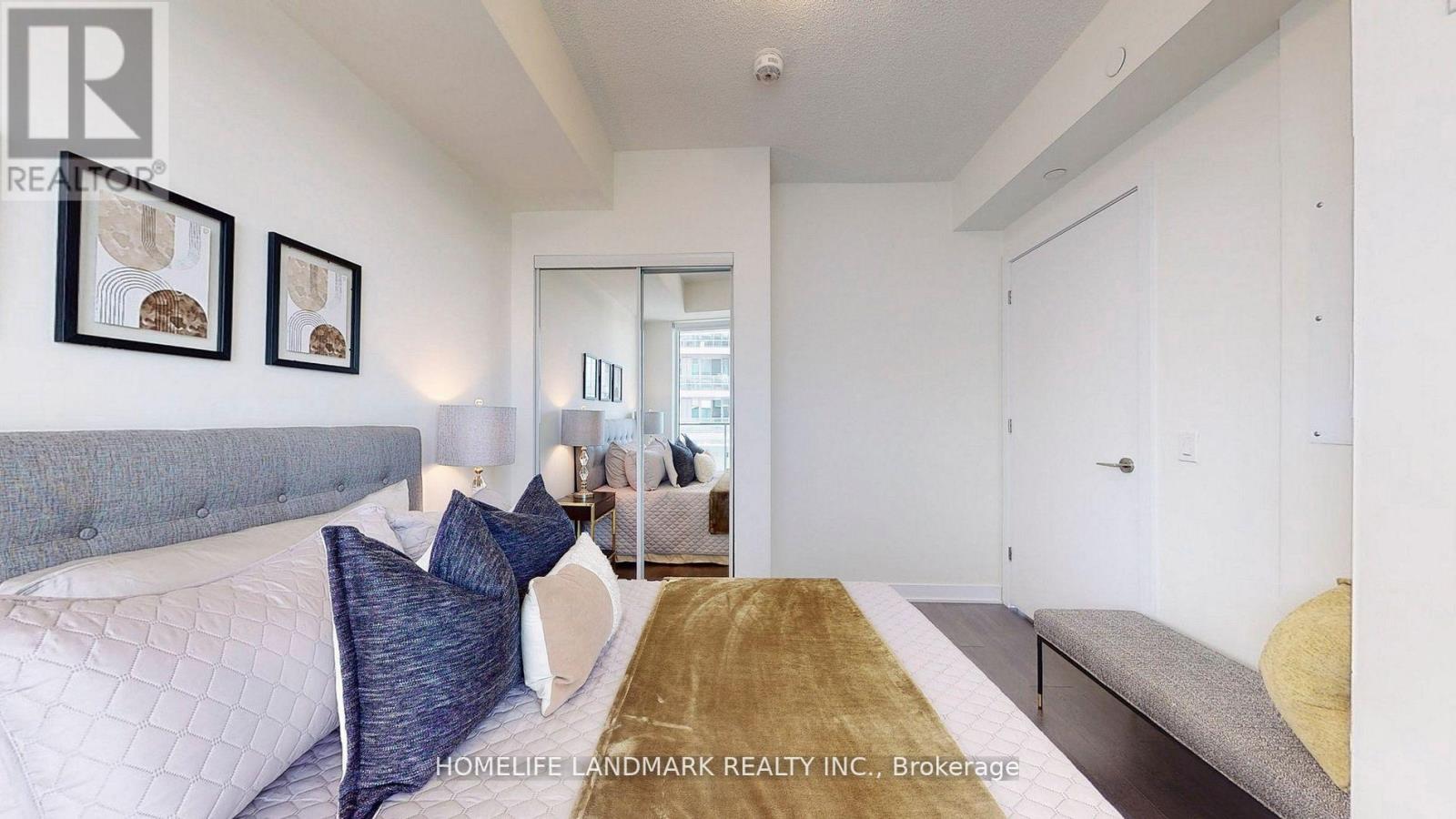 3304 - 2221 Yonge Street, Toronto, Ontario  M4S 2B4 - Photo 20 - C12265836