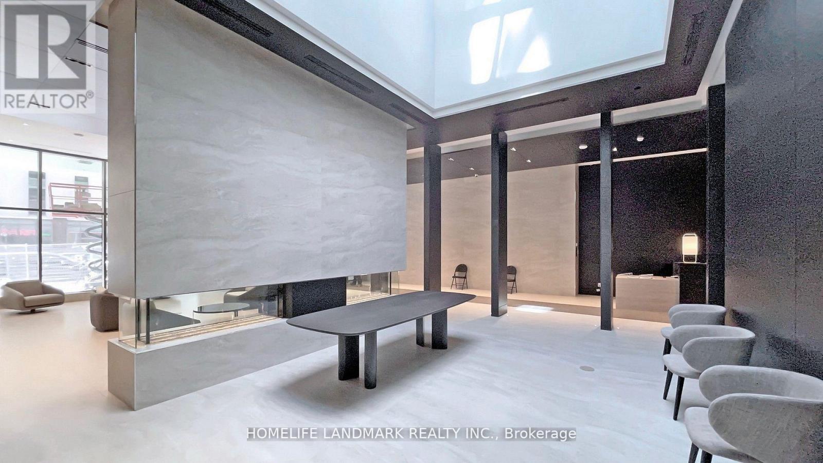 3304 - 2221 Yonge Street, Toronto, Ontario  M4S 2B4 - Photo 38 - C12265836