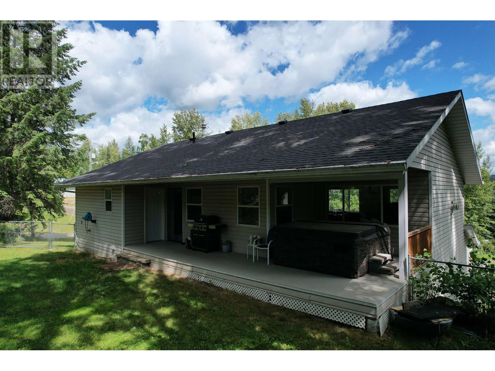 Property at 127 GEMINI STREET image 5