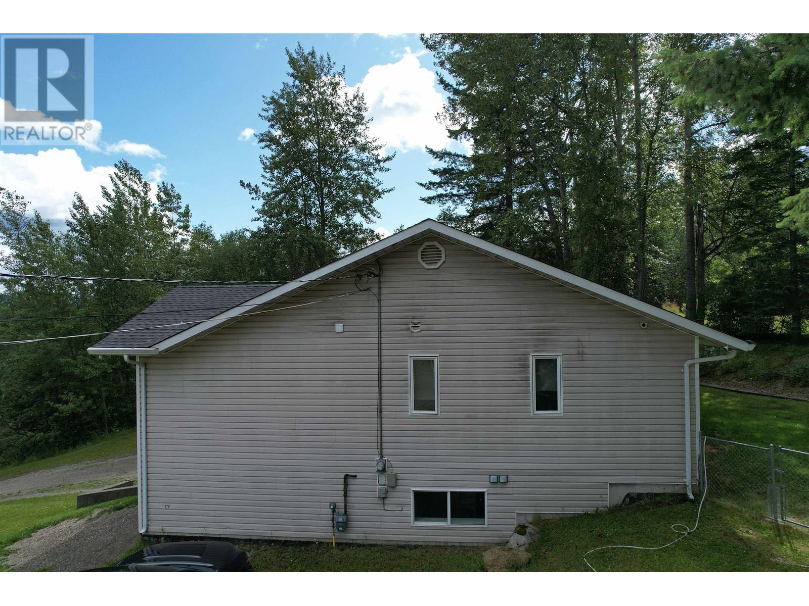 Property at 127 GEMINI STREET image 3