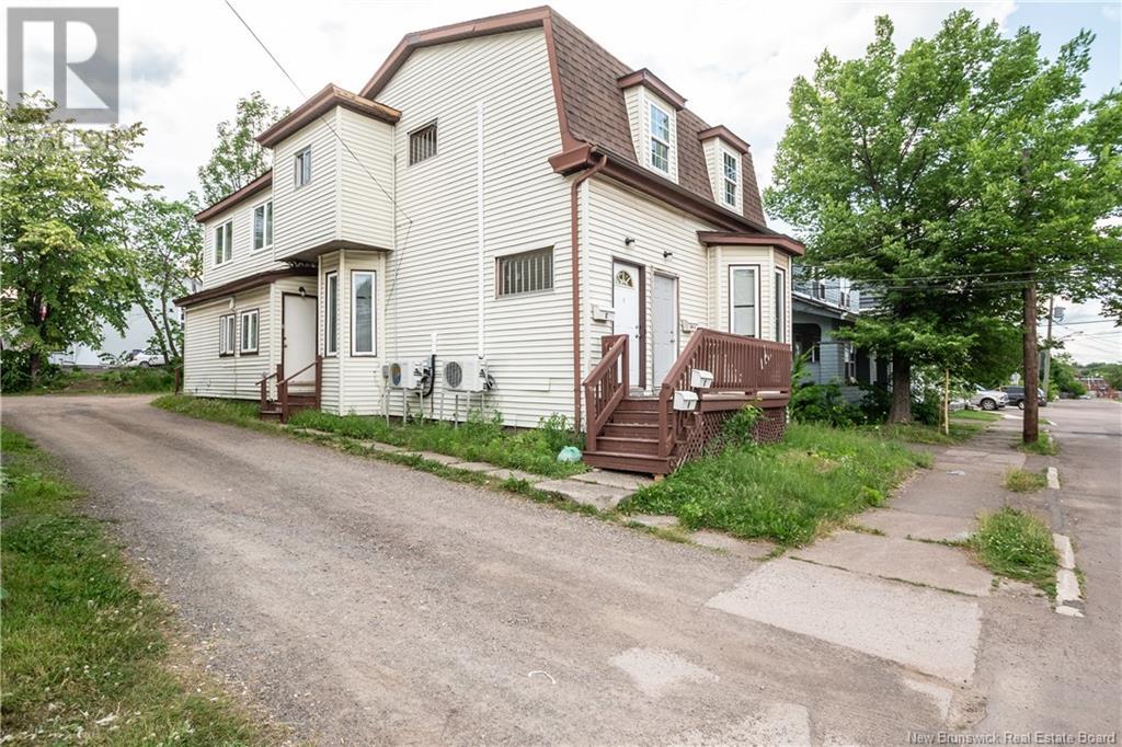 172-176 Wesley Street, Moncton, New Brunswick  E1C 4W1 - Photo 3 - NB113156