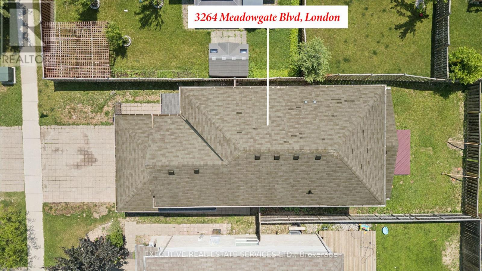 Property at 3264 MEADOWGATE BOULEVARD image 4