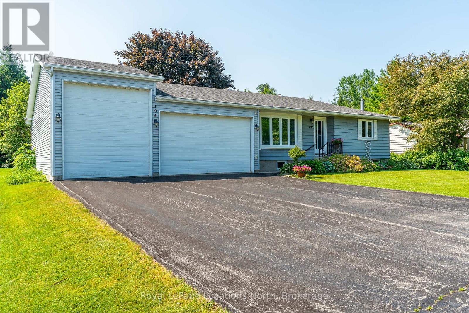 195 AIKEN STREET, Meaford, Ontario