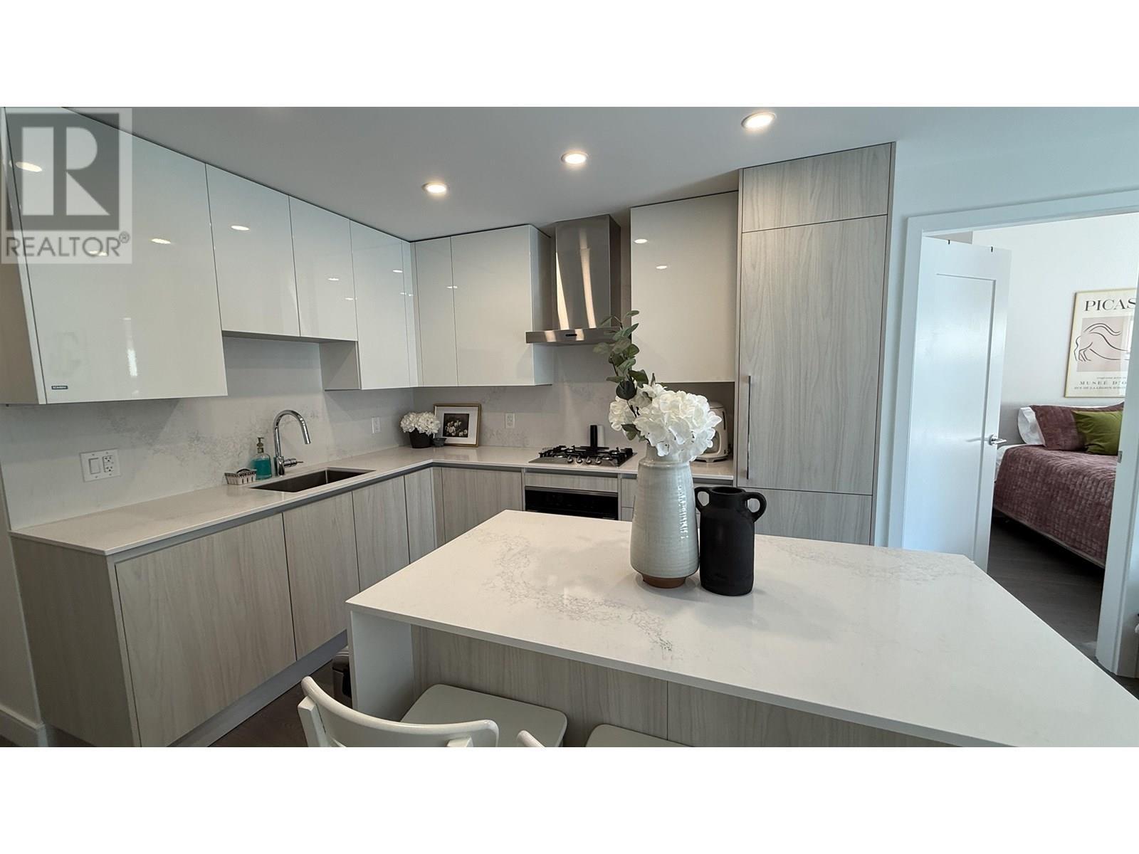 207 488 W 58TH AVENUE, vancouver, British Columbia