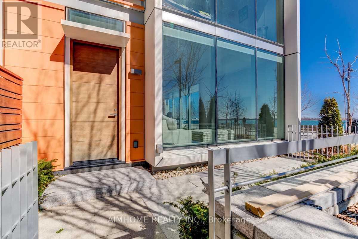 Property at TH 111 - 39 QUEENS QUAY image 1