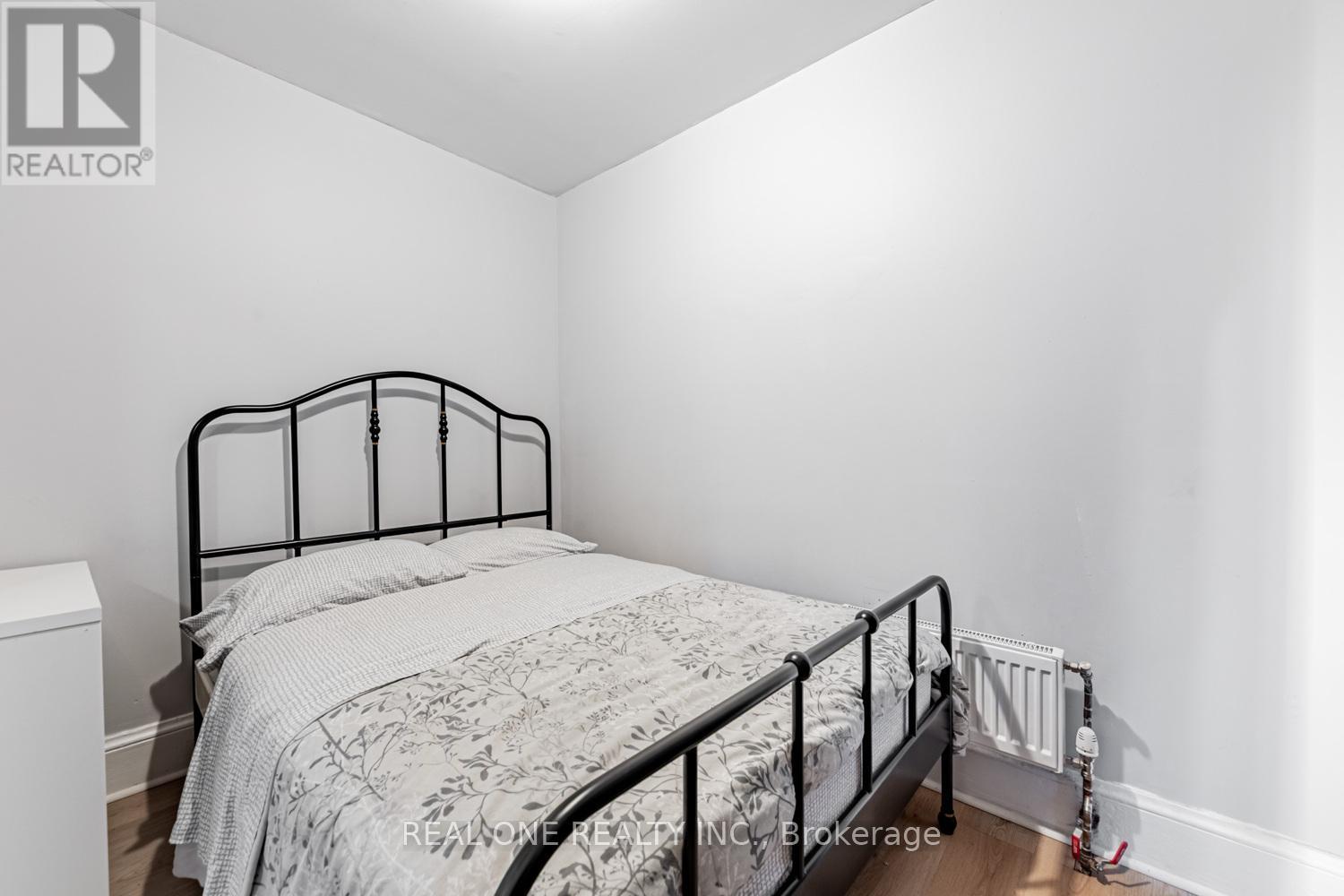 97 Lippincott Street, Toronto, Ontario  M5S 2P2 - Photo 19 - C12265900
