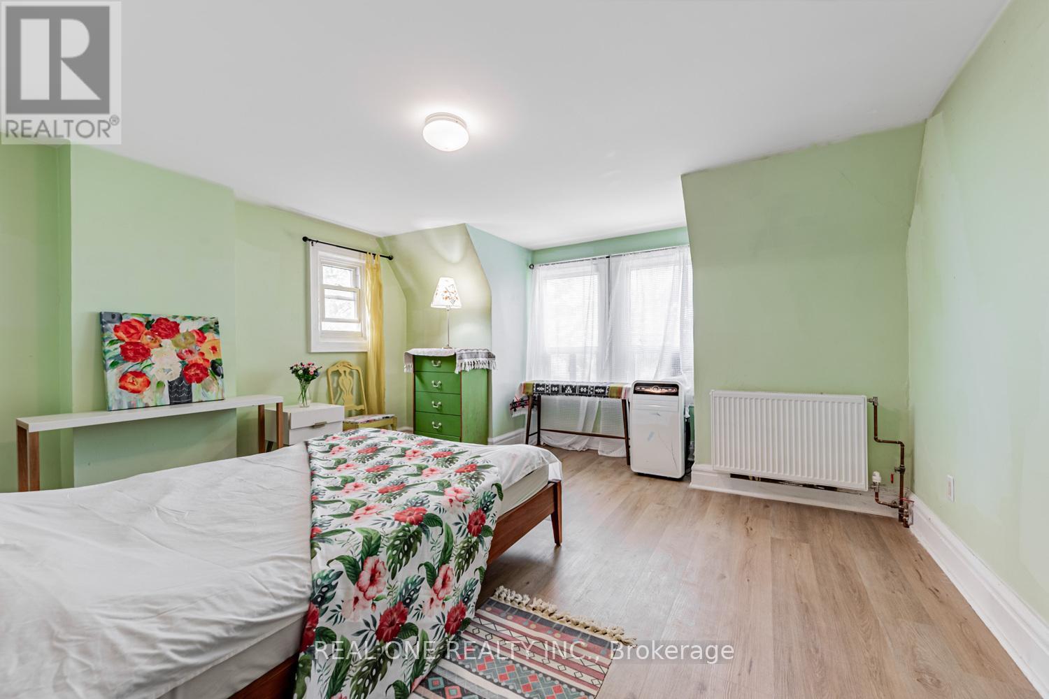 97 Lippincott Street, Toronto, Ontario  M5S 2P2 - Photo 23 - C12265900