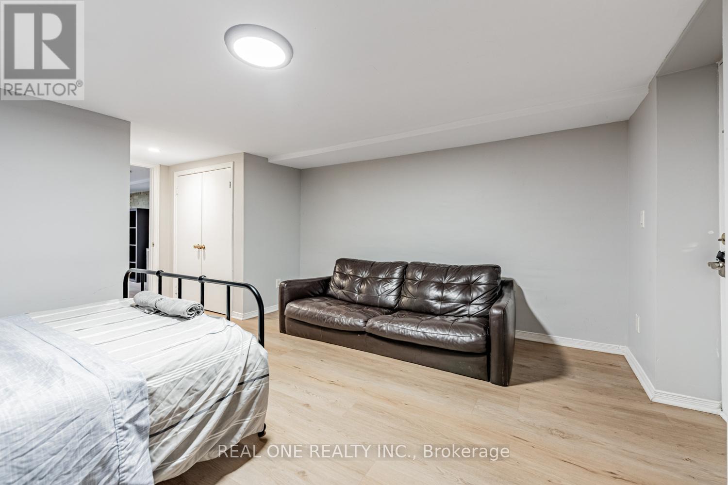 97 Lippincott Street, Toronto, Ontario  M5S 2P2 - Photo 32 - C12265900