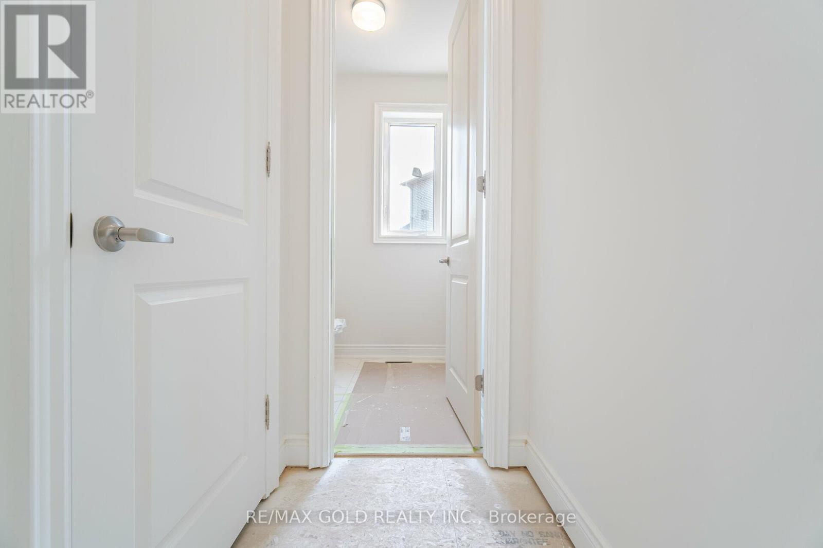 31 Dolomite Drive, Brampton, Ontario  L6P 4R6 - Photo 25 - W12265886