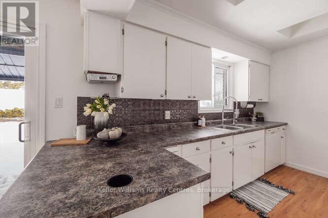 470 7th Street, Hanover, Ontario  N4N 2J4 - Photo 16 - X12265945