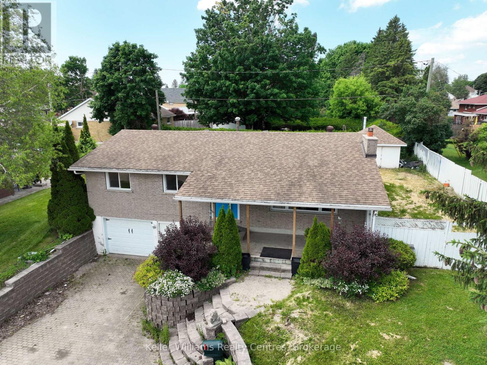 Property at 470 7TH STREET image 2
