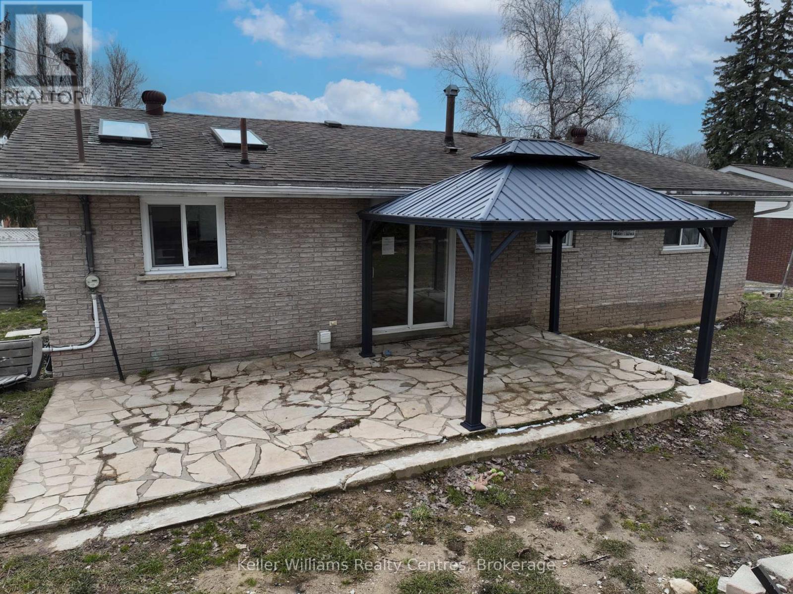 470 7th Street, Hanover, Ontario  N4N 2J4 - Photo 35 - X12265945