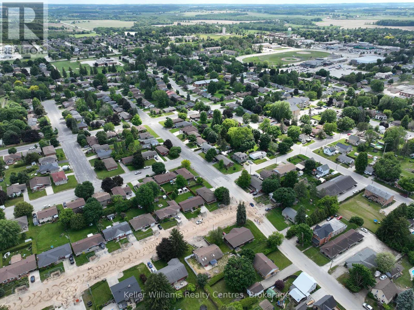 470 7th Street, Hanover, Ontario  N4N 2J4 - Photo 44 - X12265945