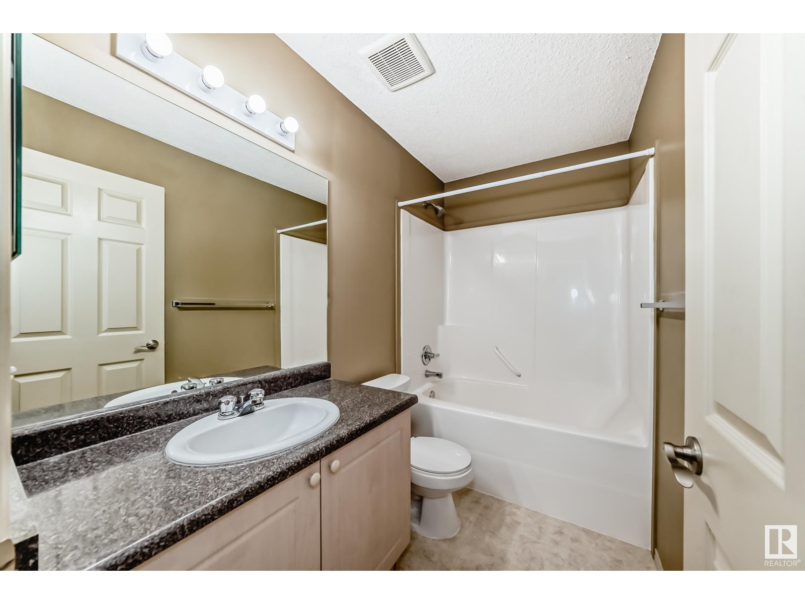 #50 2004 Grantham Co Nw, Edmonton, Alberta  T5T 3X4 - Photo 28 - E4446184