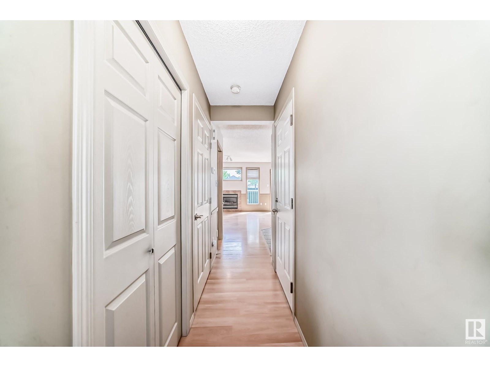 Property at #50 2004 GRANTHAM CO NW image 4