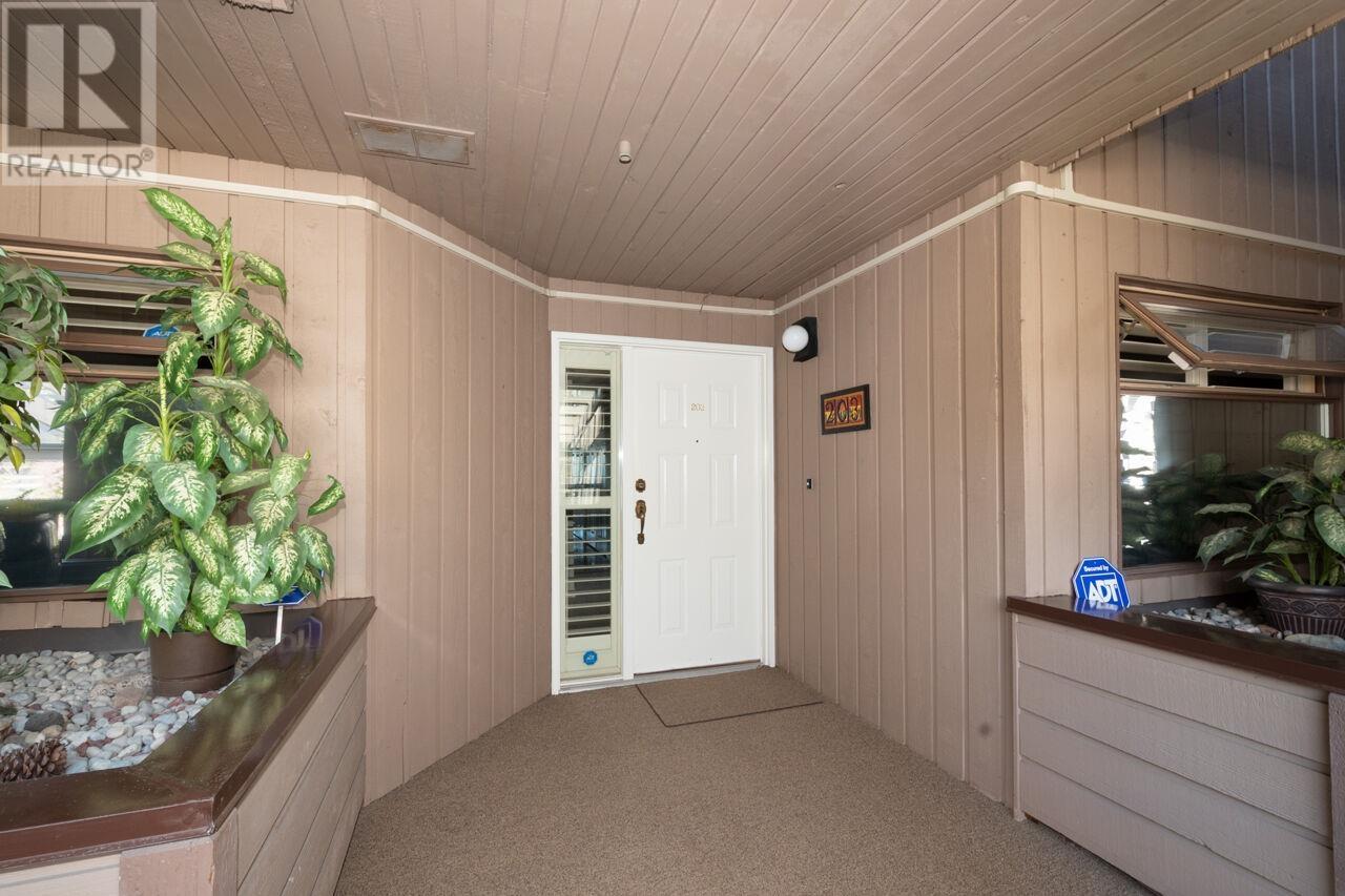 Property at 203 225 24TH STREET image 5