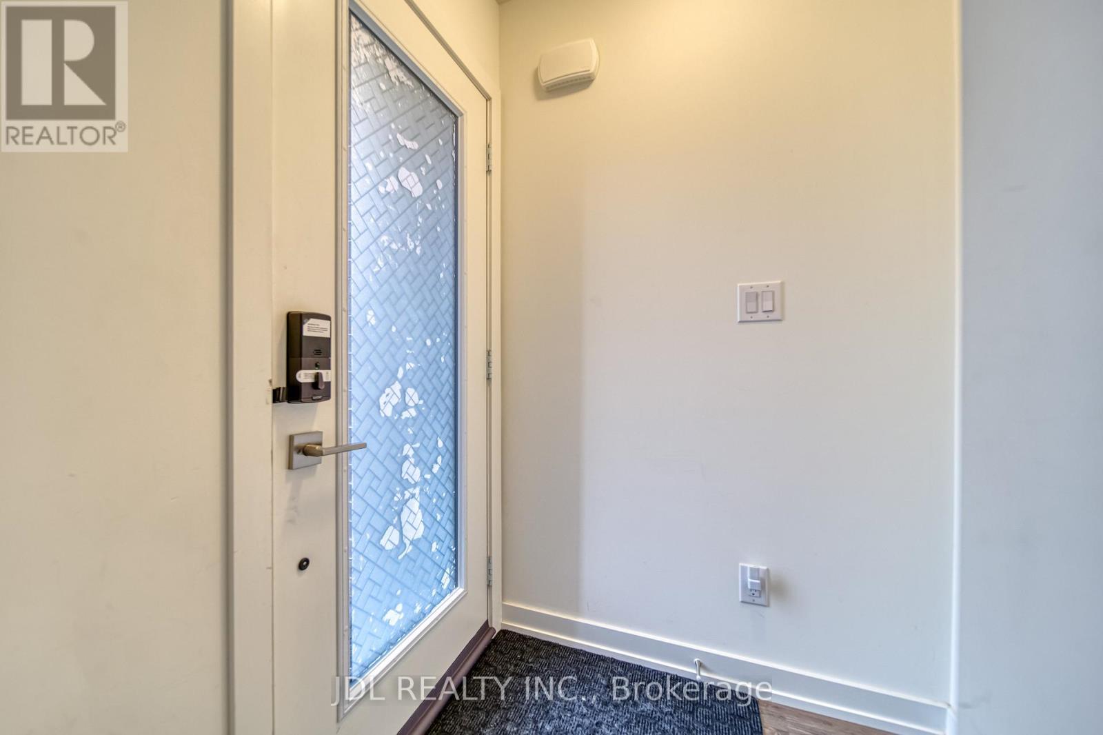 Property at 118 - 370 D RED MAPLE ROAD image 4